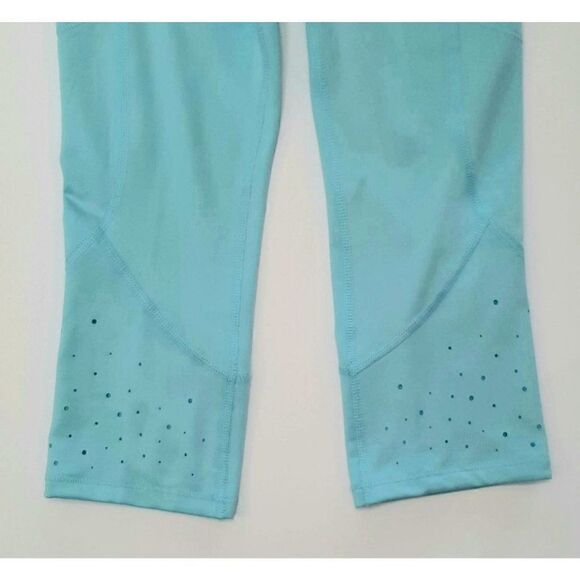 Girls' Laser Cut Capri Leggings with Pockets - All in Moion M 7/8 - Picture 5 of 7